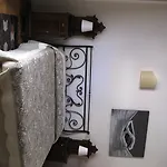 Relais Palazzo Paleologi Sec.xiv Hotel Lu (Piedmont)