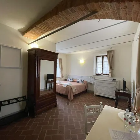 Hotel Relais Palazzo Paleologi Sec.xiv
