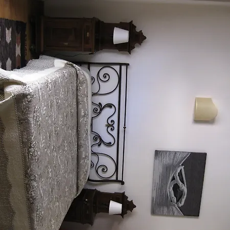 Relais Palazzo Paleologi Sec.xiv Hotel Lu (Piedmont)