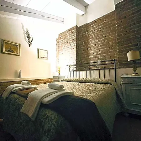 Hotel Relais Palazzo Paleologi Sec.xiv 3*
