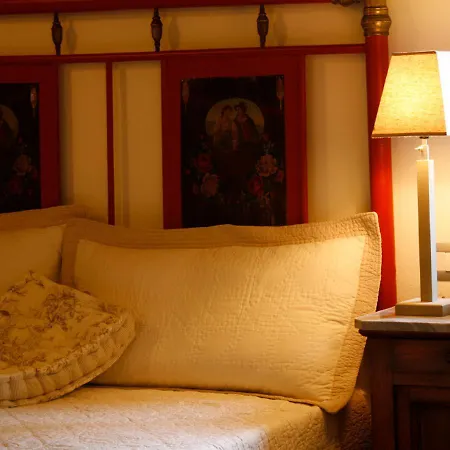 Relais Palazzo Paleologi Sec.xiv Hotel 4*