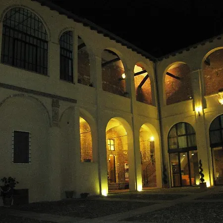 Hotel Relais Palazzo Paleologi Sec.xiv 4*