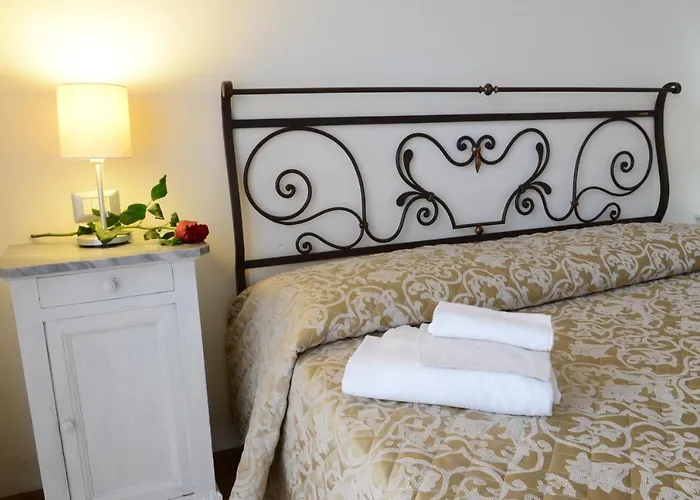 Hotel Relais Palazzo Paleologi Sec.xiv 4*